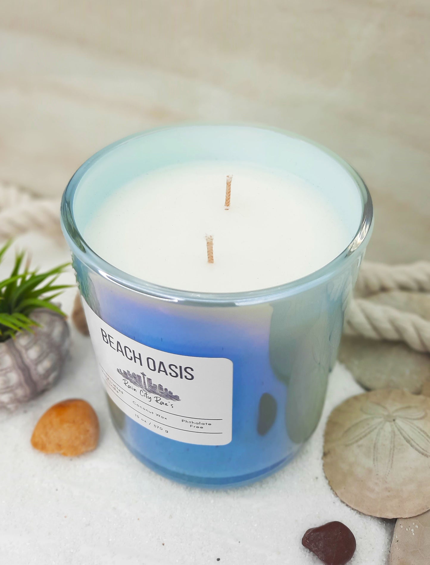 Maritime 13 oz Luxury Candle | Iridescent Blue